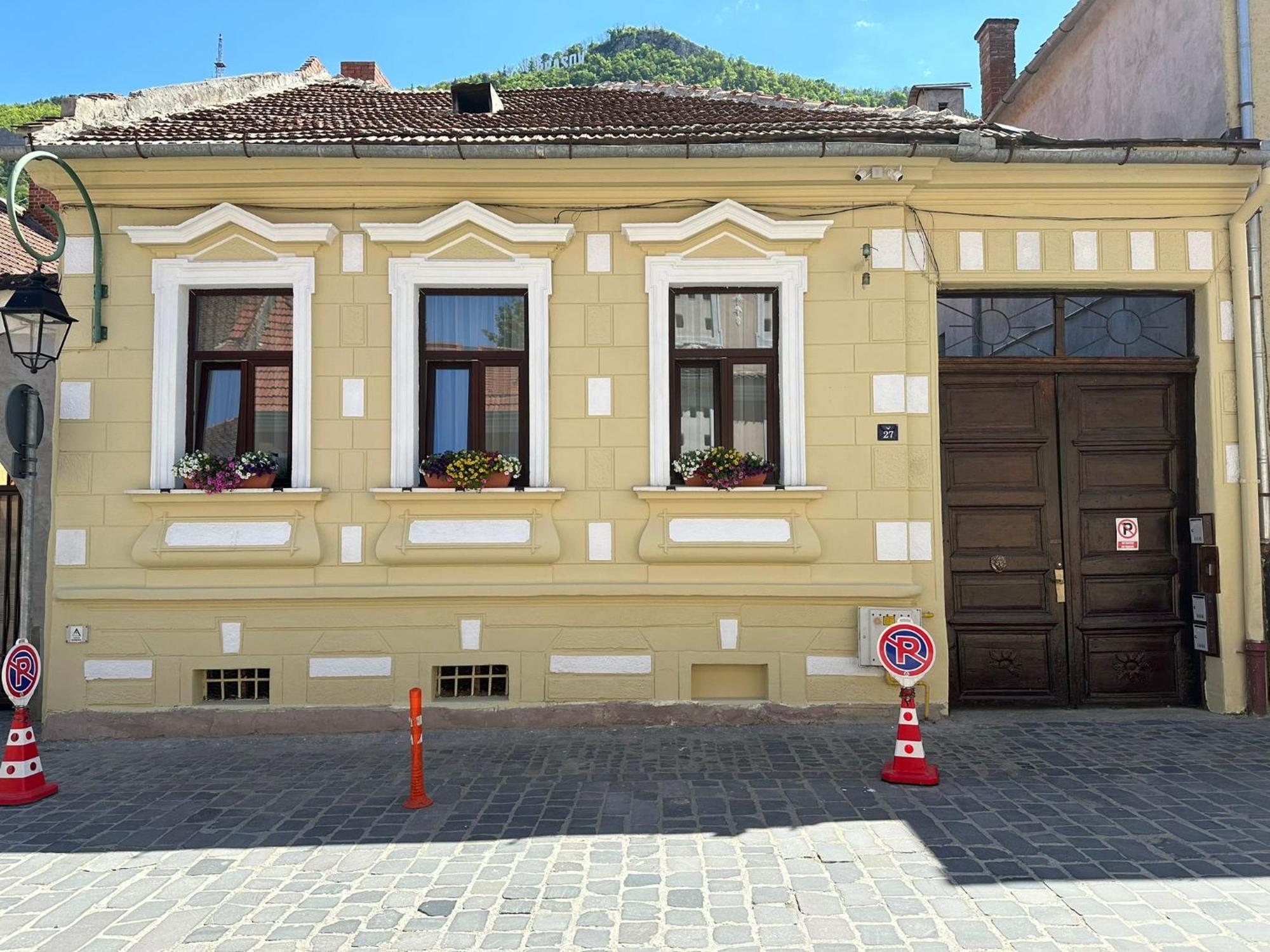 Albert Residence With Parking Braşov Dış mekan fotoğraf